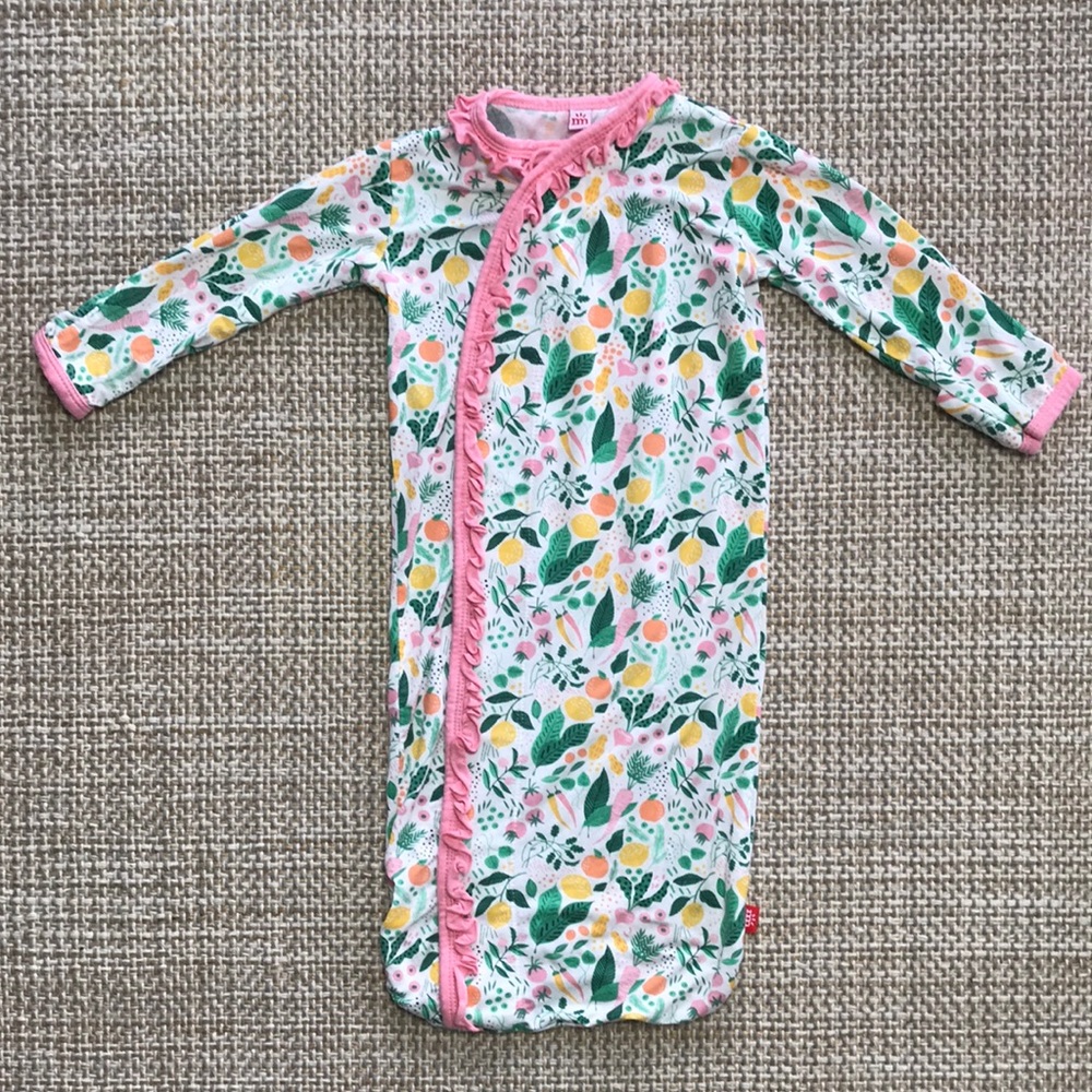 Magnetic Me Sleeper Gown (size 0-3m)
